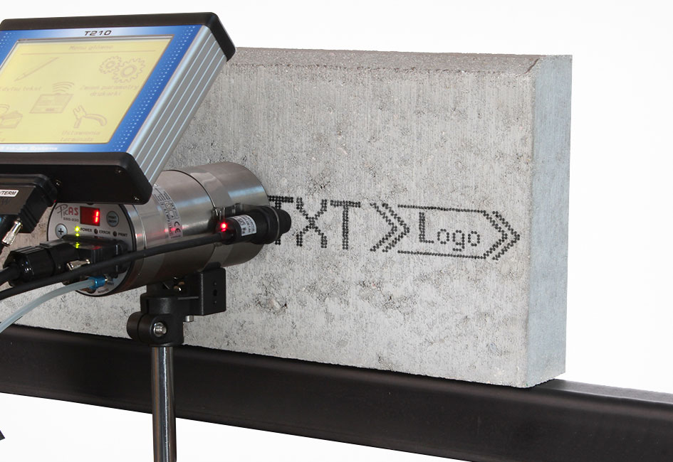 耐火砖喷码机 图2